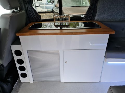 Volkswagen Campervan Long Wheel Base 13