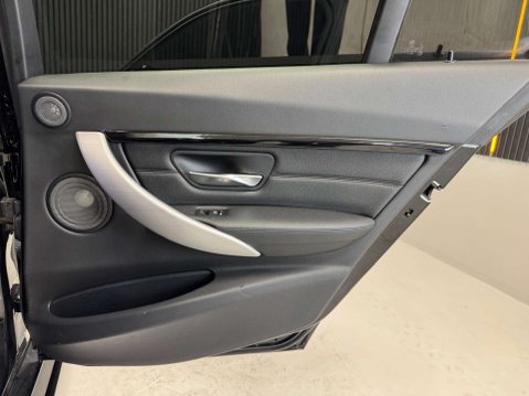 BMW 3 Series 2.0 320d M Sport Shadow Edition Auto 4dr 50