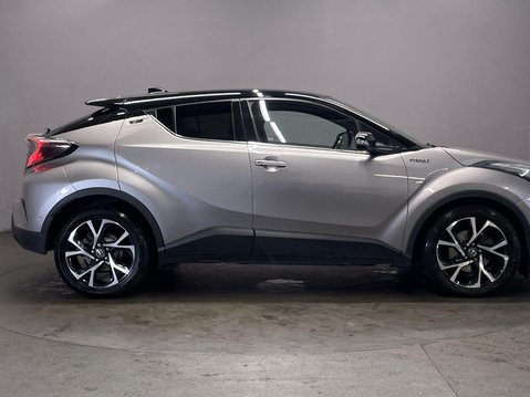 Toyota C-HR 1.8 VVT-h Dynamic SUV 5dr Petrol Hybrid CVT Euro 6 (s/s) (122 ps) 9