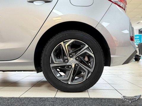 Hyundai i30 1.0 T-GDi MHEV SE Connect DCT Euro 6 (s/s) 5dr 59