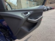 Ford Focus ZETEC 15