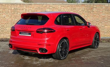 Porsche Cayenne GTS 3