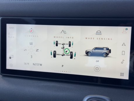 Land Rover Defender 3.0 FIRST EDITION MHEV 37