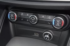 Alfa Romeo Stelvio 280BHP 2.0T Auto Veloce Q4 AWD Euro 6 (s/s) 5dr 29