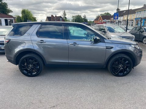 Land Rover Discovery Sport 2.0 TD4 HSE Black Auto 4WD Euro 6 (s/s) 5dr 7