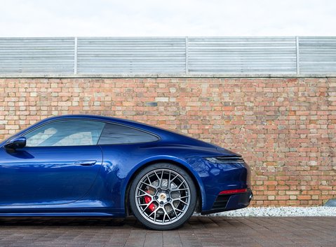 Porsche 911 (992) Carrera S 25