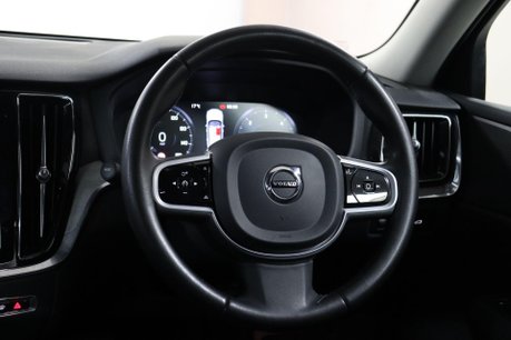 Volvo V60 B4 CROSS COUNTRY AWD MHEV 45