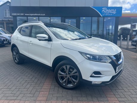 Nissan Qashqai 1.2 N-CONNECTA DIG-T XTRONIC AUTO GLASS ROOF