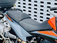 KTM Adventure 890 Adventure 17