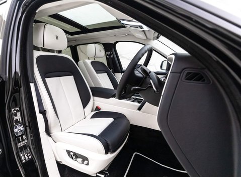 Rolls-Royce Cullinan V12 6