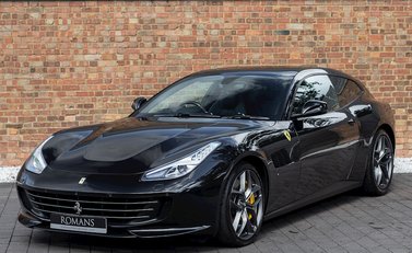 Ferrari GTC4 Lusso T 6