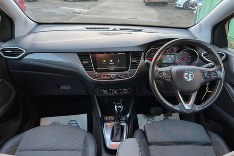 Vauxhall Crossland ELITE NAV AUTOMATIC - REVERSE CAMERA - APPLE CAR PLAY - 12 MONTHS MOT  10