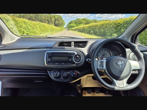 Toyota Yaris VVT-I EDITION 11