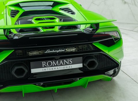 Lamborghini Huracan TECNICA 29