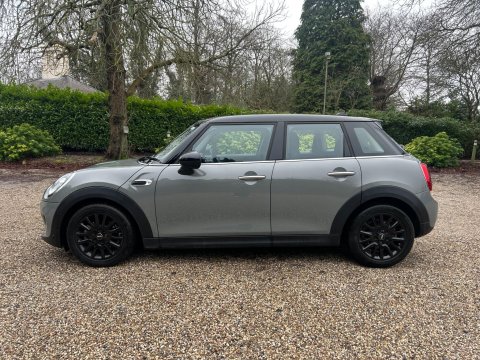 Mini Hatch 1.5 Cooper Classic Steptronic Euro 6 (s/s) 5dr 4