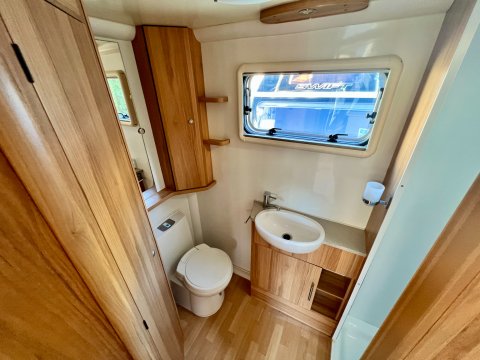 Bailey Pegasus Genoa GT65  24