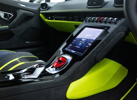 Lamborghini Huracan Tecnica 20
