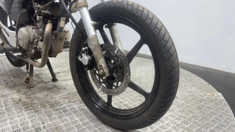 Yamaha YBR 125 2007 12K RUNNING PROJECT BIKE SPARES OR REPAIR LEARNER BIKE 125CC 16