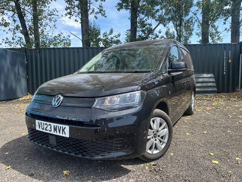Volkswagen Caddy C20 TDI COMMERCE PRO 1