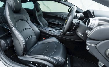 Ferrari GTC4 Lusso V12 10