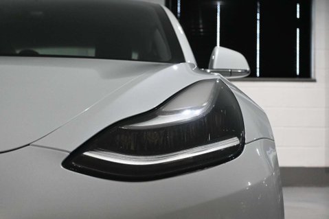 Tesla Model 3 PERFORMANCE AWD 29