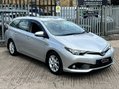 Toyota Auris VVT-I ICON TOURING SPORTS TSS 5