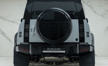 Land Rover Defender 90 V8 P525 URBAN 8