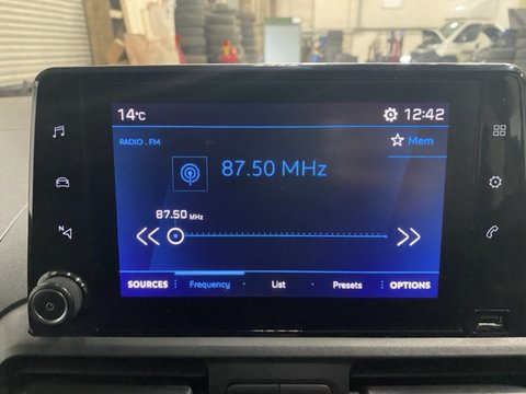 Peugeot Partner BLUEHDI PROFESSIONAL PREMIUM PLUS L1 21