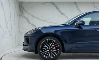 Porsche Macan S 32