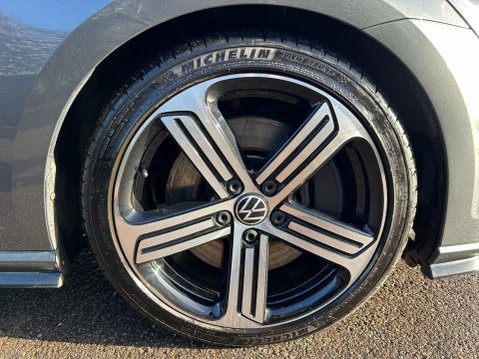 Volkswagen Golf 2.0 TSI BlueMotion Tech R DSG 4Motion Euro 6 (s/s) 5dr 13
