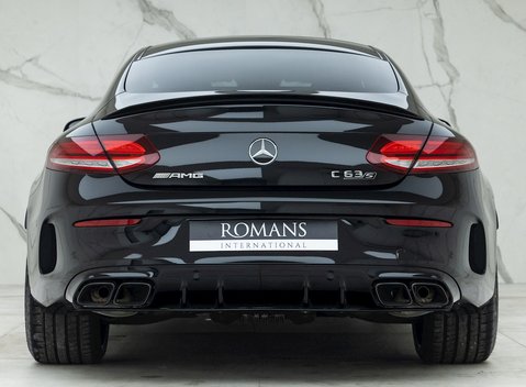Mercedes-Benz C Class C63 S Night Edition 5