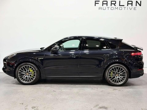 Porsche Cayenne 3.0 V6 E-Hybrid 14.1kWh Coupe 5dr Petrol Plug-in Hybrid TiptronicS 4WD Euro 17