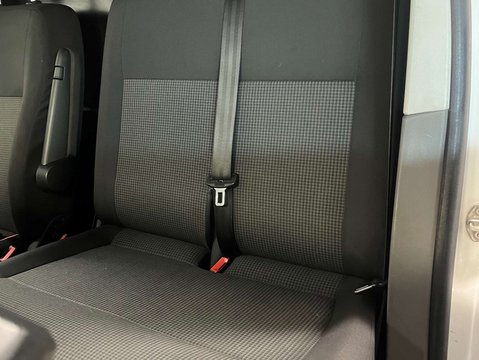 Volkswagen Transporter 2.0 Transporter T30 Startline TDI 23