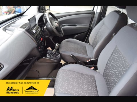 Fiat Doblo 1.2 Doblo SX MultiJet 26