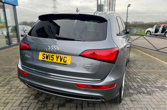 Audi Q5 2.0 TDI QUATTRO S LINE PLUS 11