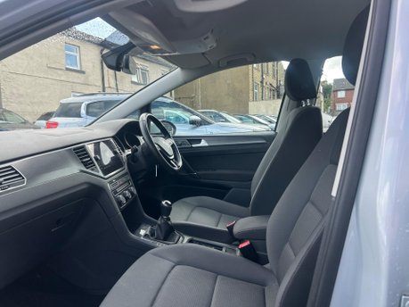Volkswagen Golf SV SE TSI 13