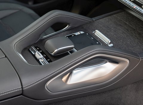Mercedes-Benz GLE 53 4MATIC+ Premium Plus 23