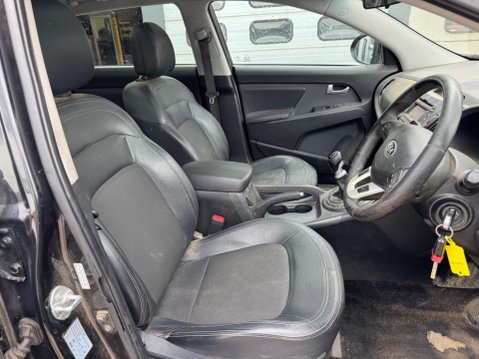 Kia Sportage 1.7 CRDi EcoDynamics 2 2WD Euro 5 (s/s) 5dr 10