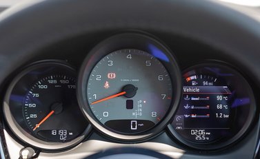 Porsche Macan S 20