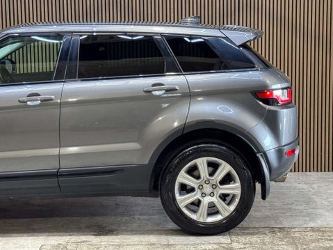 Land Rover Range Rover Evoque 2.0 Range Rover Evoque SE Tech TD4 4WD 5dr 28