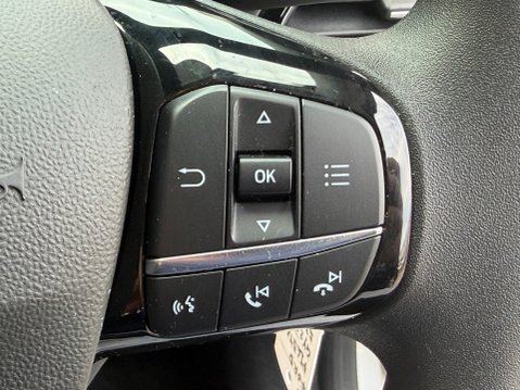 Ford Fiesta TREND 17