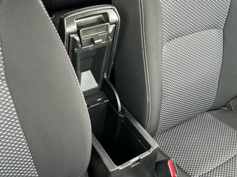 Suzuki Vitara SZ-T 28