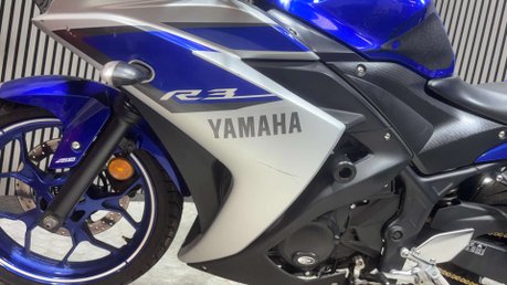 Yamaha R3 YZF 300 ABS 2015 38K NEW MOT SPORTS BIKE 320CC A2 READY 12