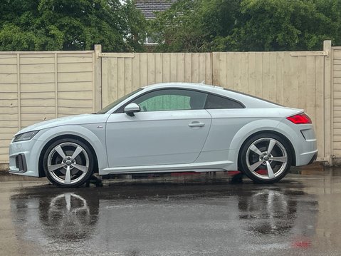 Audi TT 2.0 TFSI 40 S line Coupe 3dr Petrol S Tronic Euro 6 (s/s) (197 ps) 7