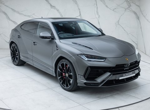 Lamborghini Urus S 7