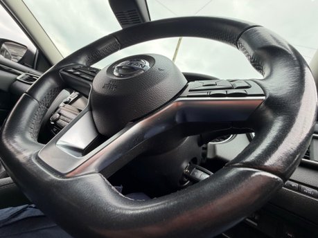 Nissan Qashqai DIG-T ACENTA PREMIUM 17
