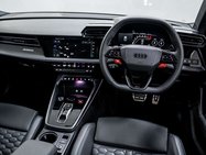 Audi RS3 2.5 TFSI Carbon Vorsprung Saloon 4dr Petrol S Tronic quattro Euro 6 (s/s) ( 22