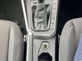 Volkswagen Polo 1.0 Polo Life TSi Semi-Auto 5dr 44