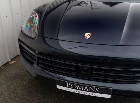 Porsche Cayenne S 25