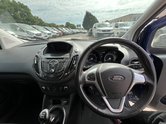 Ford Transit Courier SWB L1H1 Low Roof Sport Air Con Alloys Sensors Cam EURO 6 NO VAT 40